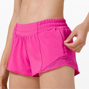 Hotty Hot size 4 sonic pink